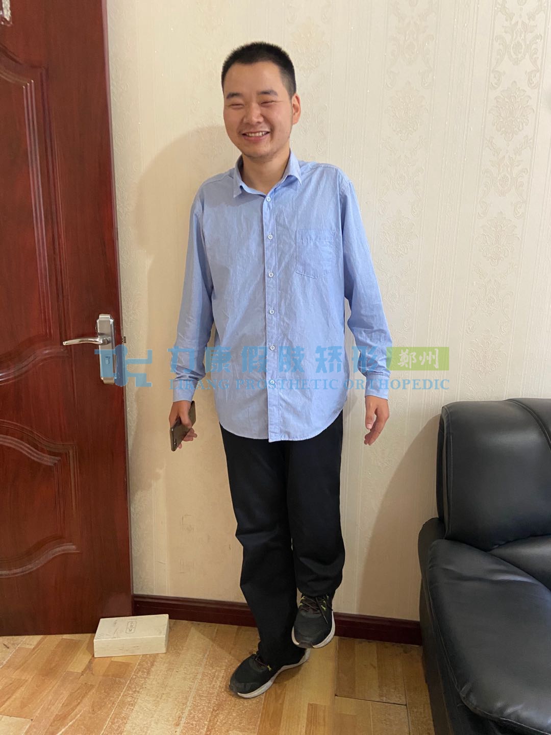 大腿假肢價(jià)格患者穿戴失敗的原因有哪些(圖1) 大腿假肢價(jià)格患者穿戴失敗的原因有哪些(圖1)